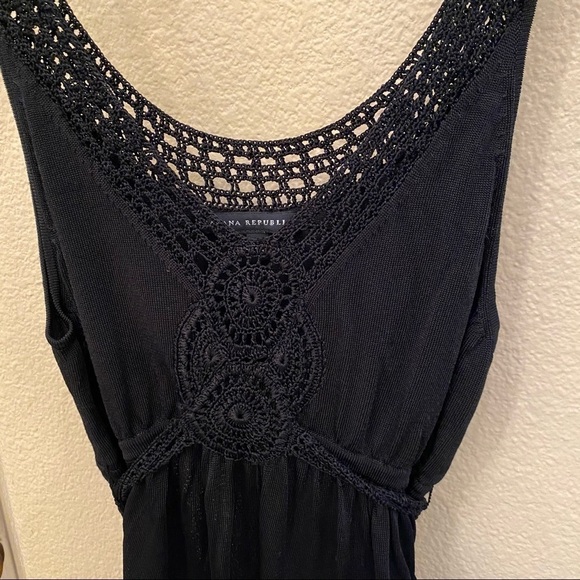 BANANA REPUBLIC Women Black Semi-Sheer Crochet Tank Top Size Small - Picture 3 of 10